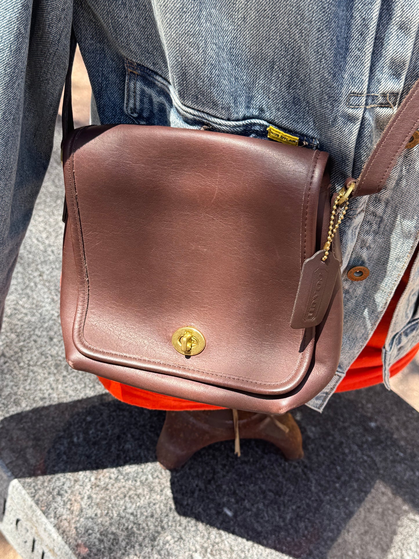 Vintage Coach 9076 Leather Shoulder Bag – Brown, Made in USA