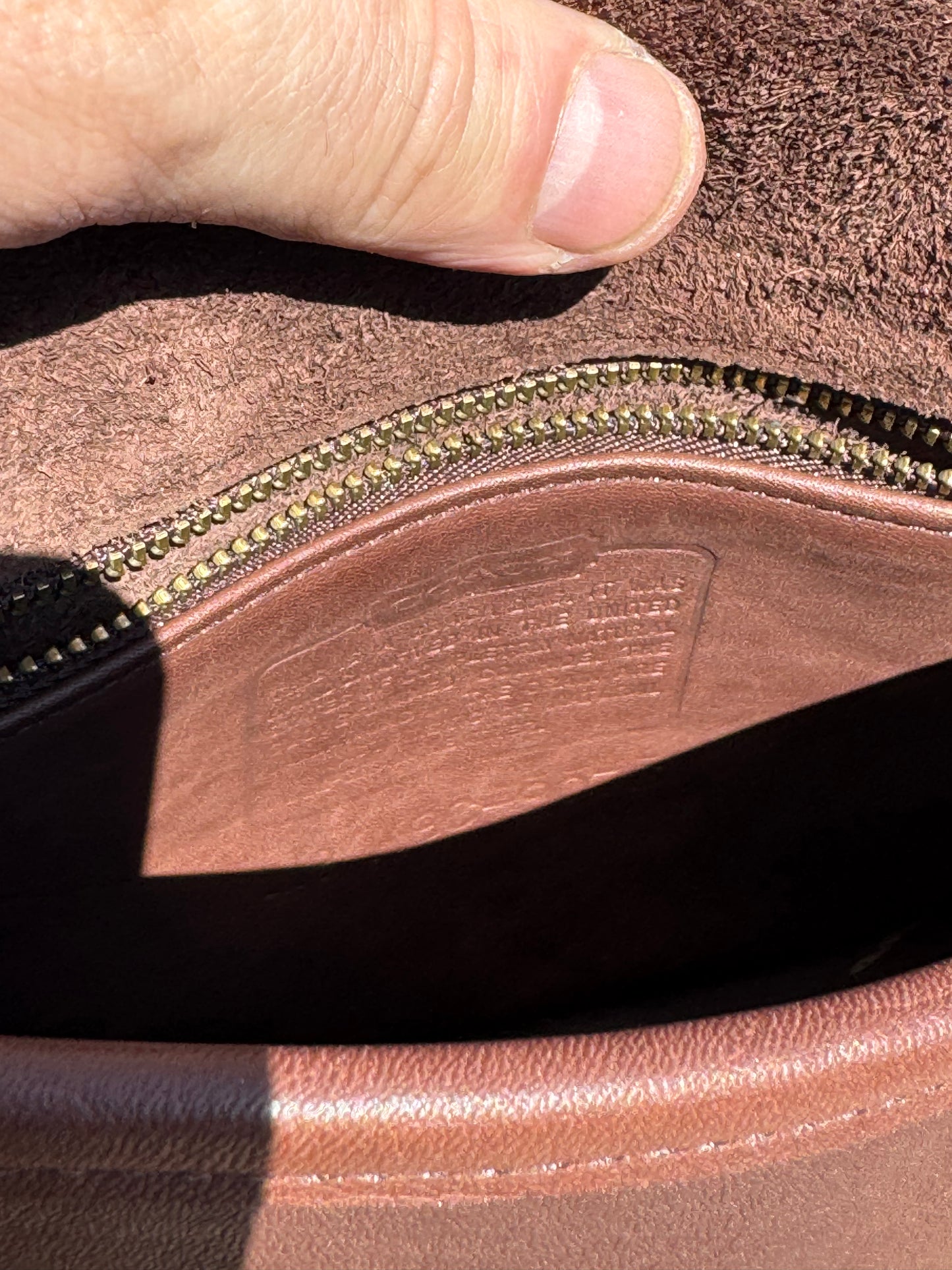 Vintage Coach 9076 Leather Shoulder Bag – Brown, Made in USA